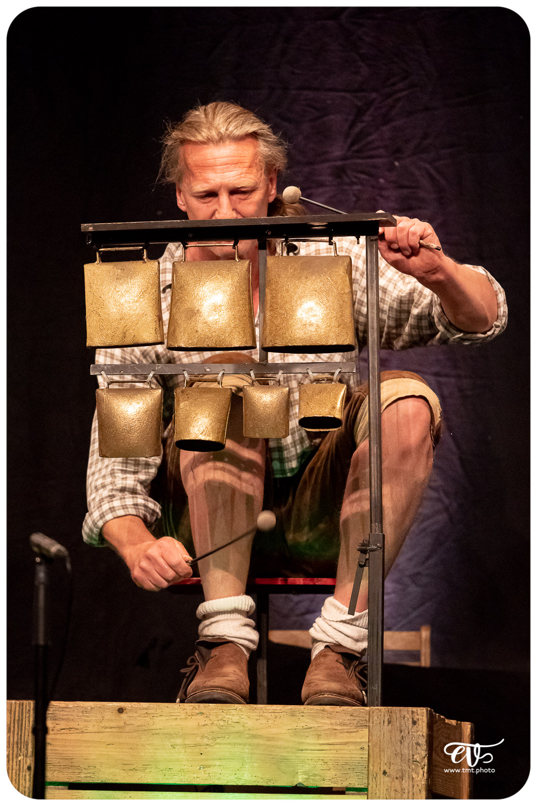 LE GROOVE DE LA MONTAGNE (TONI BARTL’S ALPIN DRUMS)